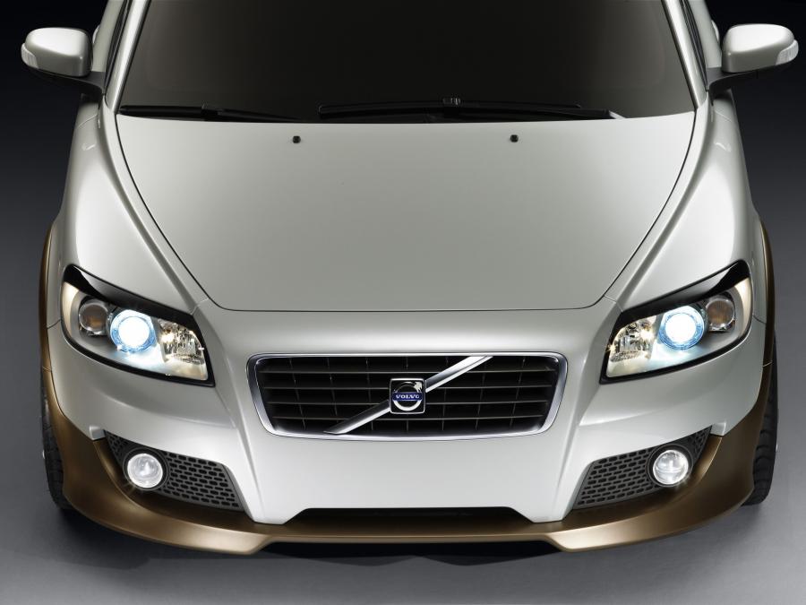  Volvo C30 Design Concept 2006 года  (фото 11 из 22)
